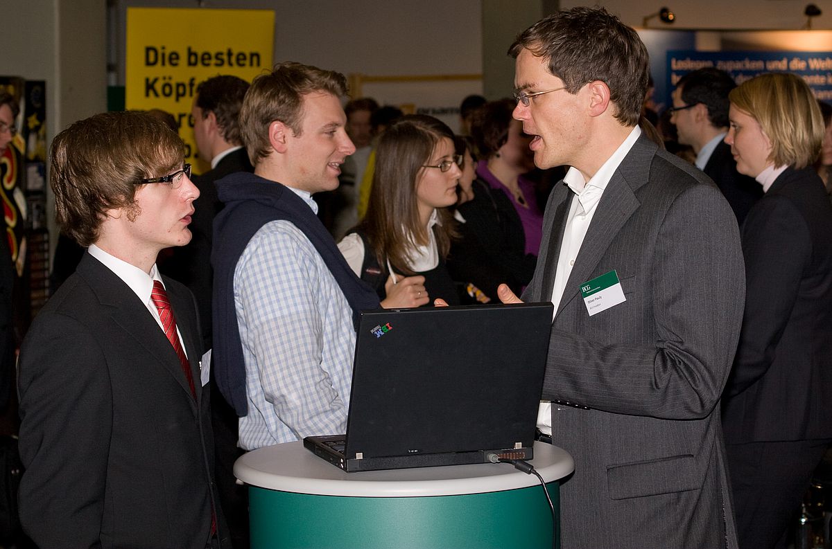 Die Organisatoren erwarten ähnlich viele Besucher auf der Firmenkontaktmesse wie im Vorjahr (1500) 