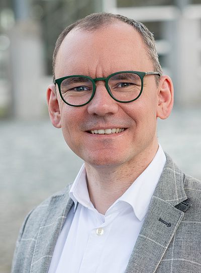 Prof. Dr. habil. Steffen Wendzel