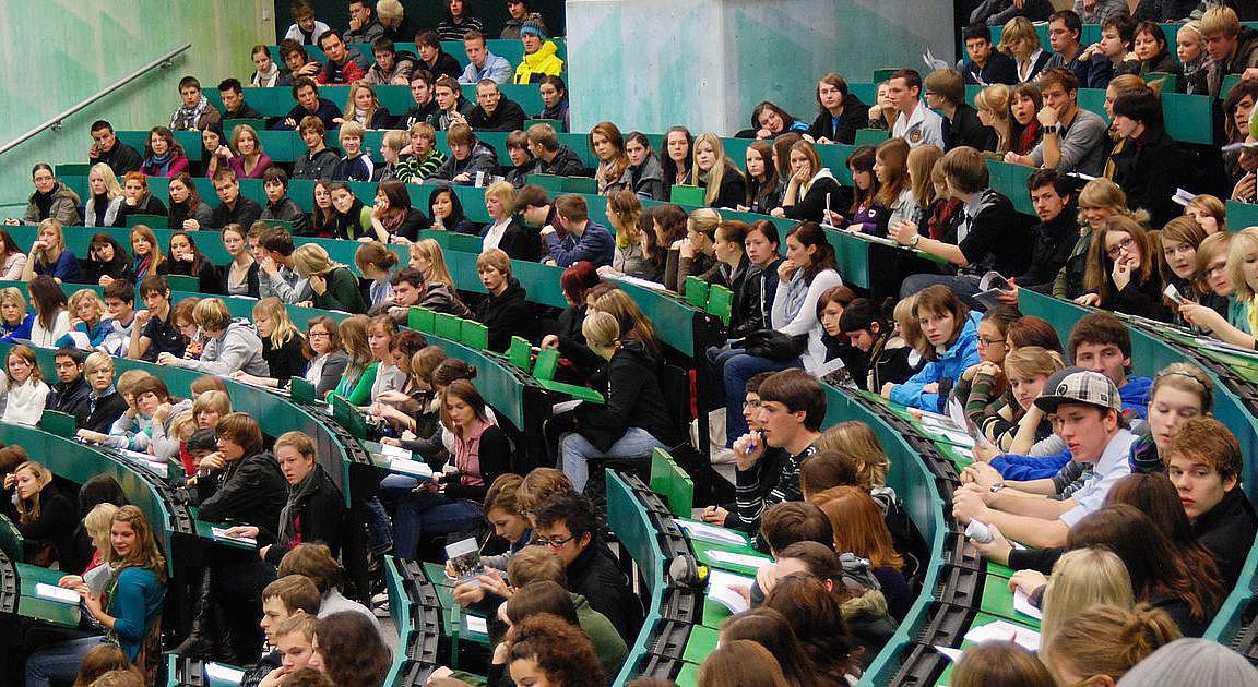 Grosser Hoersaal der Uni Ulm