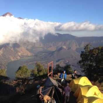 Bergsteigen auf Mt. Rinjani, Lombok, Indonesien