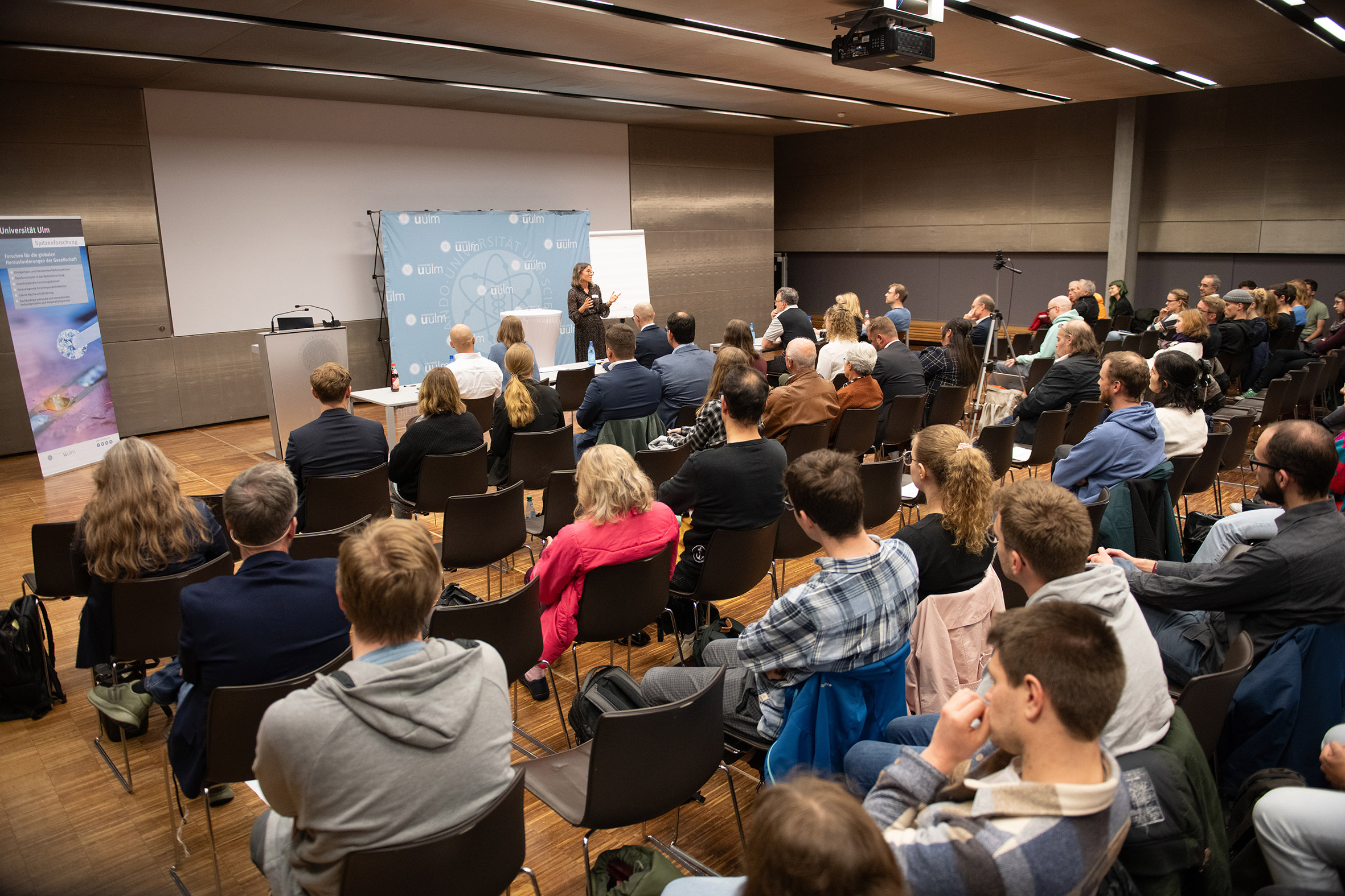 Melissa Hitzler bei ihrem Science Pitch