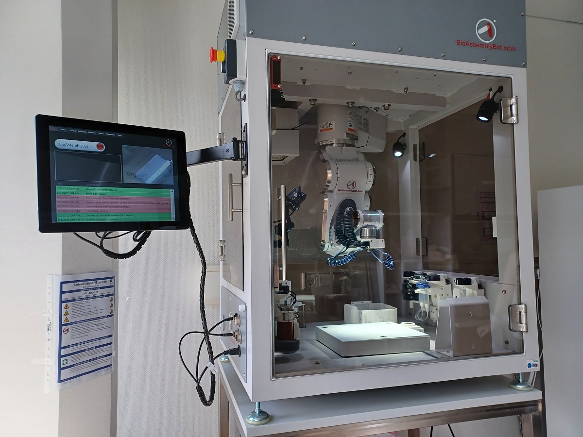 Product image of 3D Bioprinter BioAssemblyBot®400 Product image of 3D Bioprinter BioAssemblyBot®400